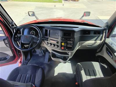 2023 Peterbilt 579