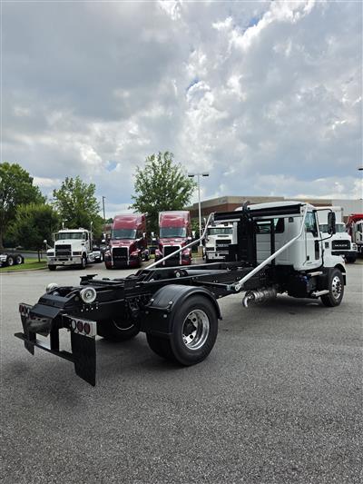 2027 Mack MD7 42R