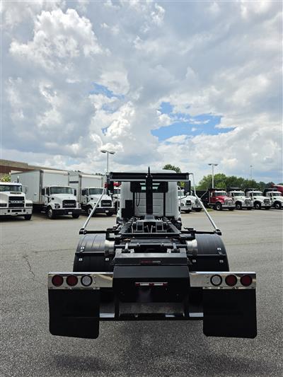 2027 Mack MD7 42R