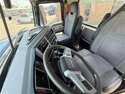 2024 Mack PI64T