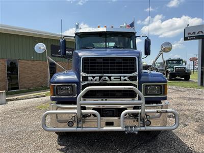 2024 Mack PI64T
