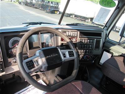 2020 Mack AN64T DAYCAB