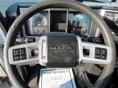 2020 Mack AN64T DAYCAB