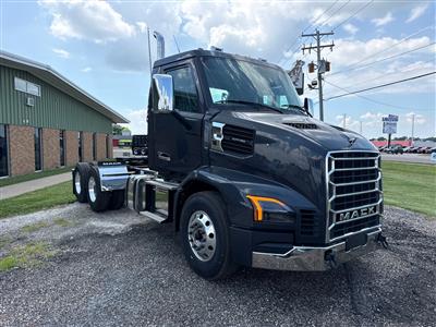 2027 Mack AN64T