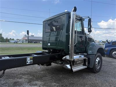 2027 Mack GR64F