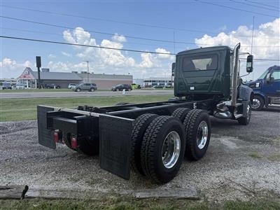 2027 Mack GR64F