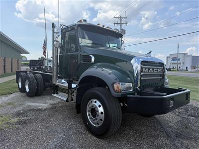 2027 Mack GR64F