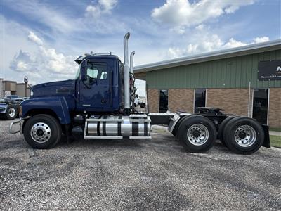 2024 Mack PI64T