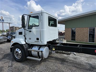 2027 Mack MD6 42R