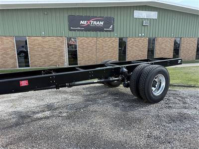 2027 Mack MD6 42R