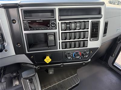 2027 Mack MD6 42R