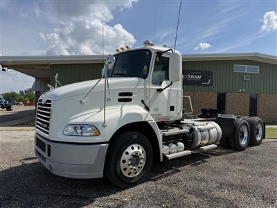 2015 Mack CXU613