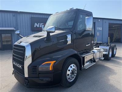 2027 Mack PR64T