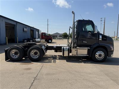 2027 Mack AN64T