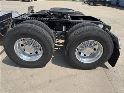 2027 Mack PI64T