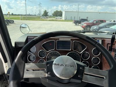 2015 Mack CXU613