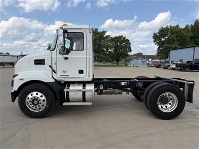 2025 Mack MD6 42R