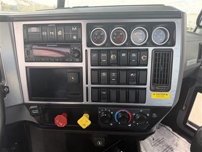 2024 Mack PI64T
