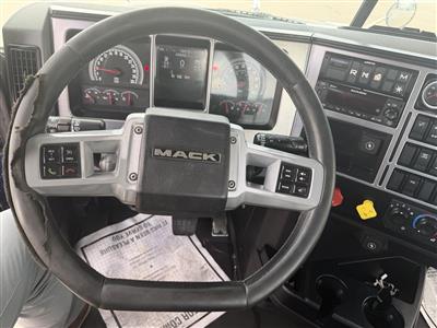 2024 Mack PI64T