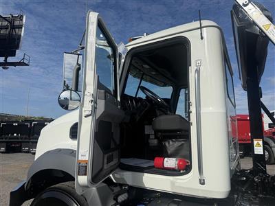 2027 Mack GR64B