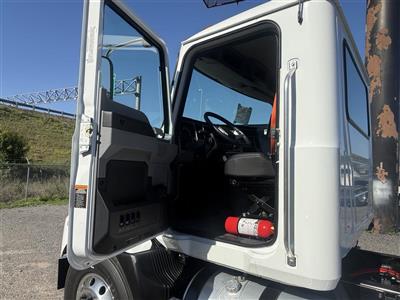 2027 Mack MD6 42R