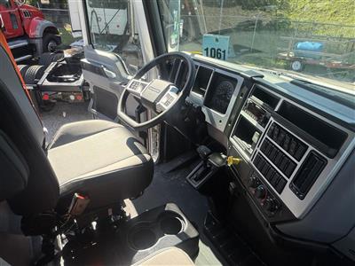 2027 Mack MD6 42R