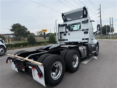 2027 Volvo VNR64T300