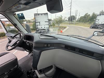 2027 Volvo VNR64T300