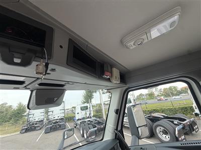 2027 Volvo VNR64T300