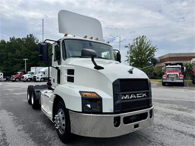 2022 Mack AN64T