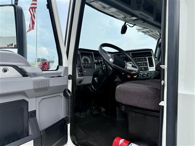 2022 Mack AN64T