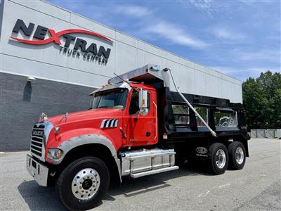 2019 Mack GR64F