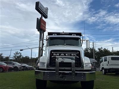 2027 Mack GR64B