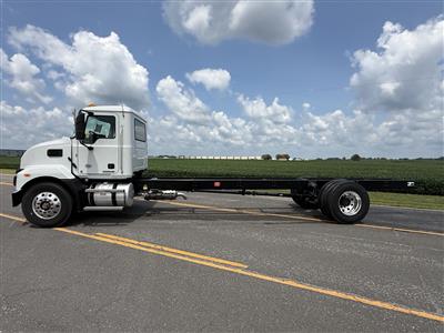 2027 Mack MD6 42R