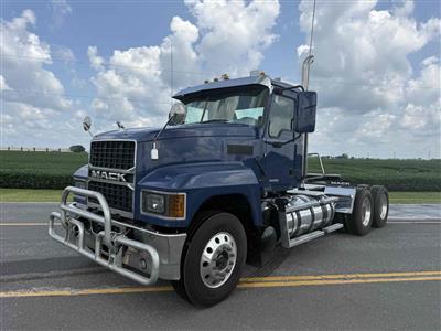 2024 Mack PI64T