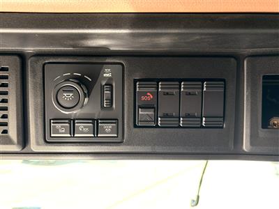 2027 Mack PR64T 76