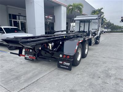 2027 Volvo VHD64B300