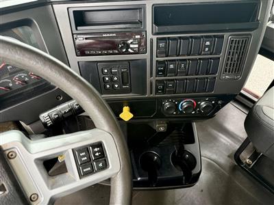 2019 Mack GR84F