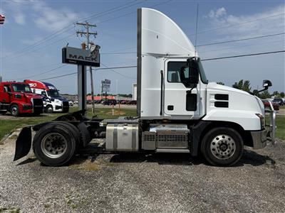 2020 Mack AN42T