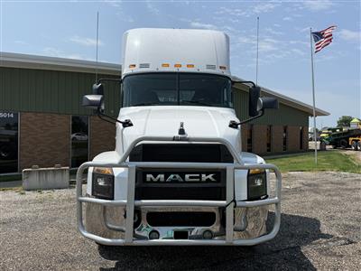 2020 Mack AN42T