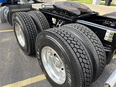 2024 Peterbilt 389