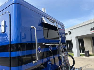 2024 Peterbilt 389