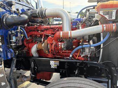 2024 Peterbilt 389