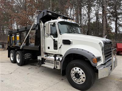 2027 Mack GR64F