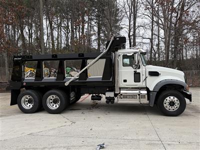 2027 Mack GR64F