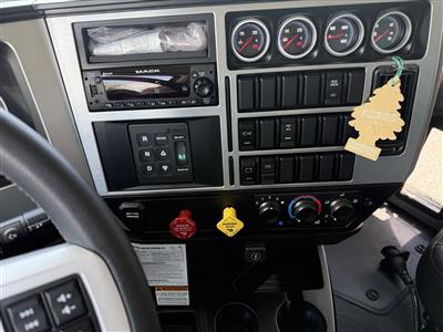 2027 Mack GR64F