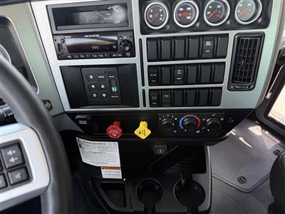 2027 Mack GR64F