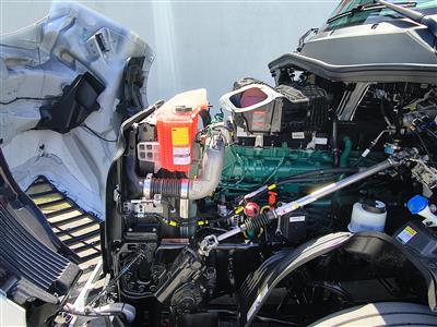 2027 Volvo VNL64T860