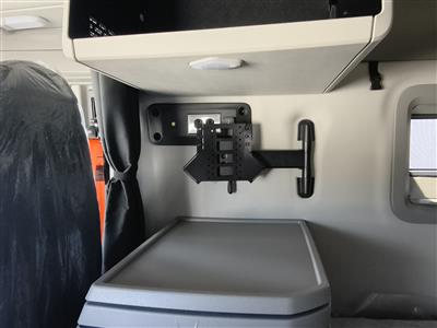2027 Volvo VNL64T860