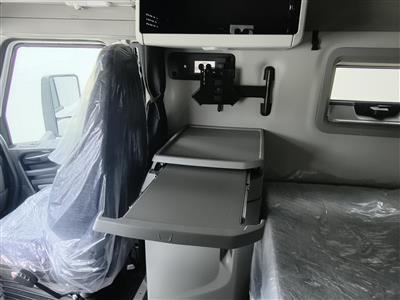 2027 Volvo VNL64T860